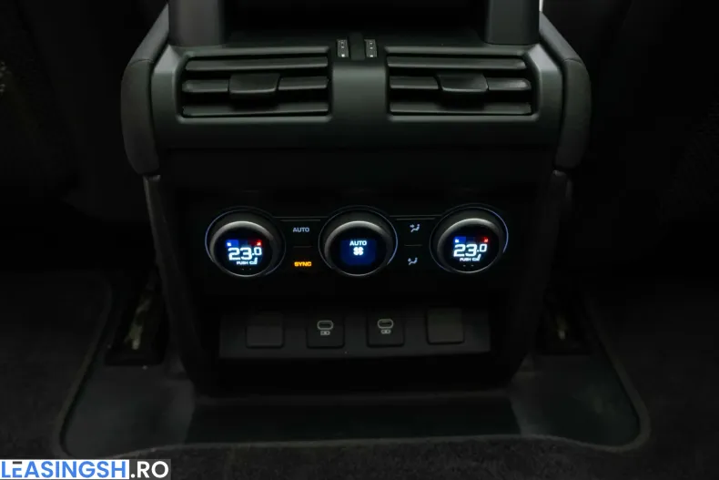 Land Rover Defender din 2021 cu 39.926 km - oferta LAN208617 - foto 34