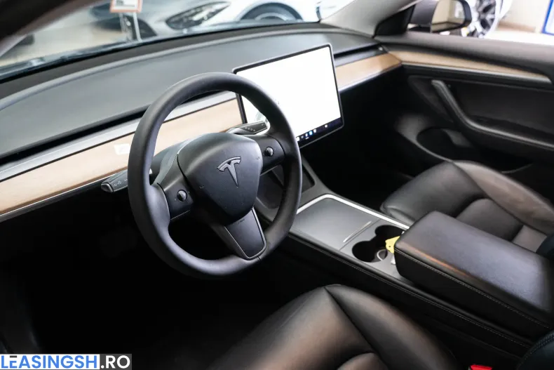 Tesla Model 3 din 2021 cu 121.047 km - oferta TES208643 - foto 5