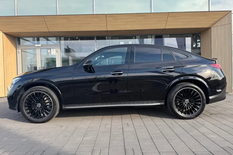 Mercedes-Benz GLC Coupe din 2025 cu 9.000 km - oferta MER208645 - foto 4