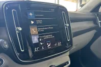 Volvo XC40 din 2020 cu 79.900 km - oferta VOL208646 - foto 19