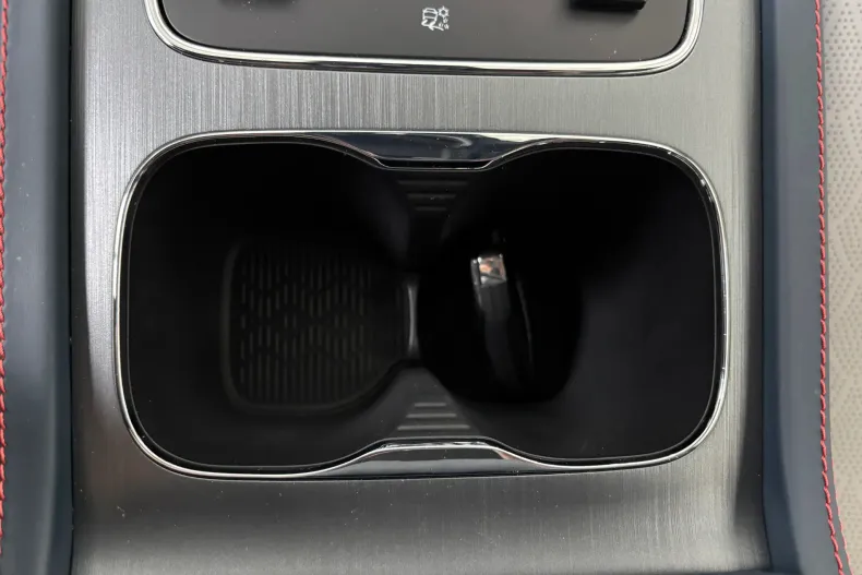 BYD ATTO 3 din 2023 cu 11.200 km - oferta BYD208648 - foto 34