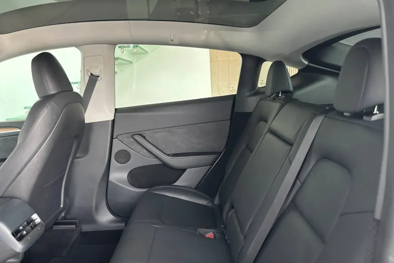 Tesla Model Y din 2023 cu 82.000 km - oferta TES208649 - foto 13