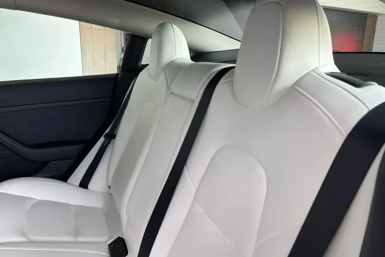 Tesla Model 3 din 2022 cu 90.300 km - oferta TES208650 - foto 14
