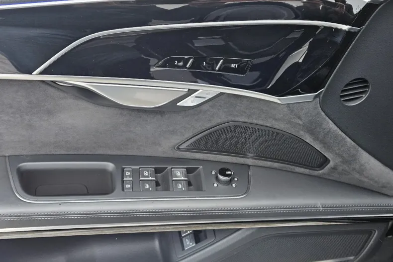 Audi A8 din 2020 cu 77.965 km - oferta AUD208653 - foto 16
