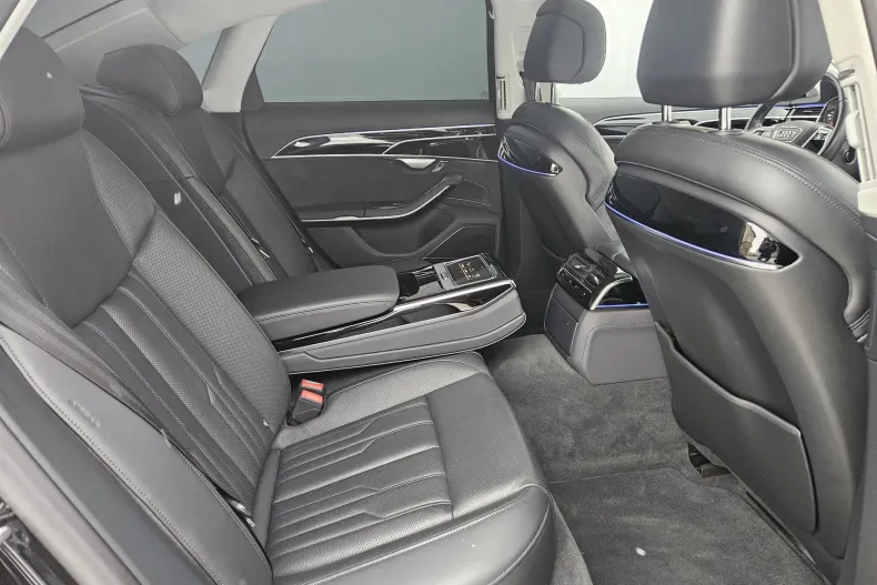 Audi A8 din 2020 cu 77.965 km - oferta AUD208653 - foto 20