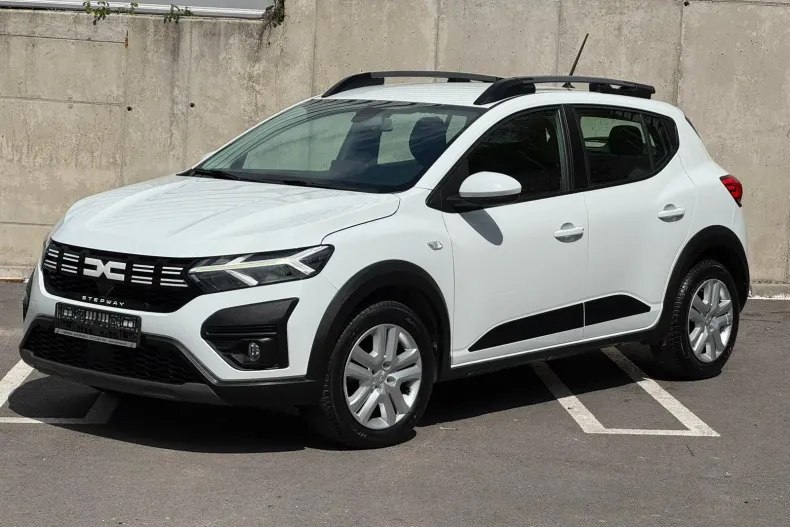 Dacia Sandero Stepway din 2023 cu 47.519 km - oferta DAC208660 - foto 1