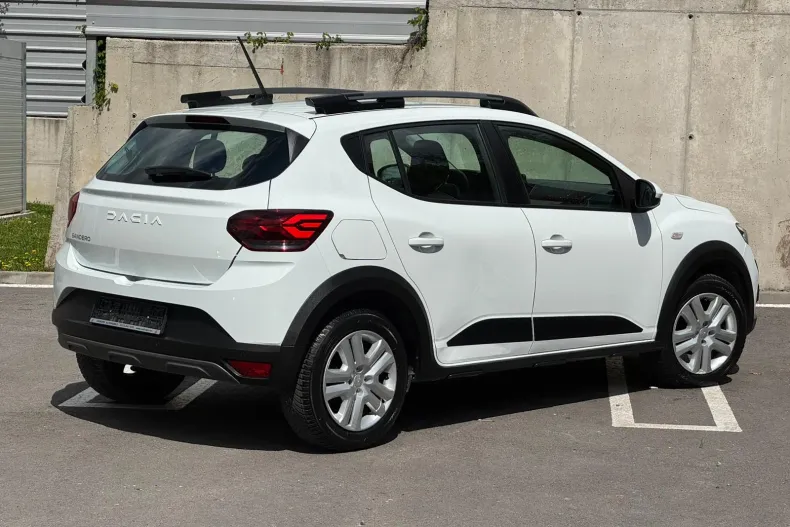 Dacia Sandero Stepway din 2023 cu 47.519 km - oferta DAC208660 - foto 4