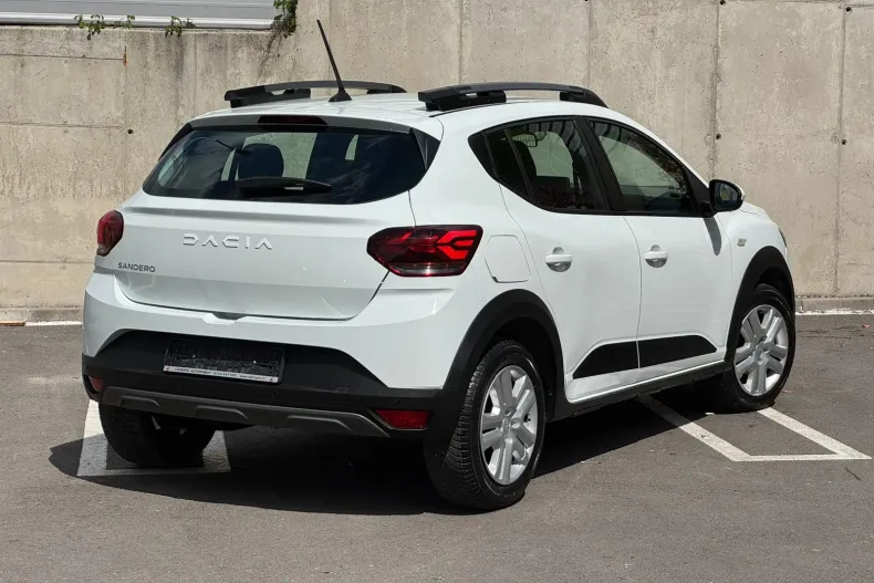 Dacia Sandero Stepway din 2023 cu 47.519 km - oferta DAC208660 - foto 8