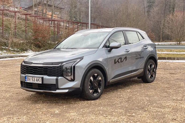 Kia Sportage din 2025 cu 6.200 km - oferta KIA208666 - foto 4