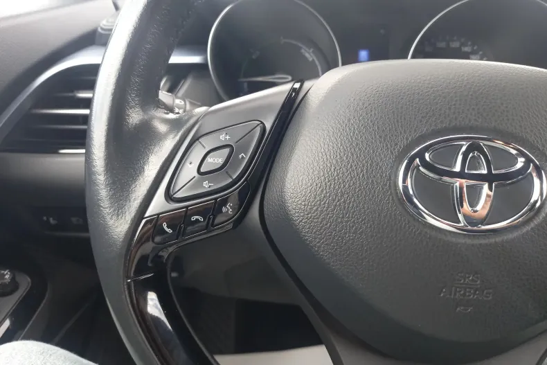 Toyota C-HR din 2021 cu 67.793 km - oferta TOY208672 - foto 24