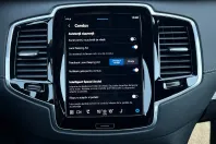 Volvo XC90 din 2023 cu 60.139 km - oferta VOL208675 - foto 28