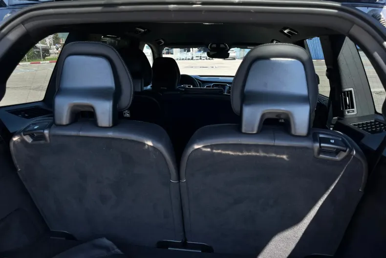 Volvo XC90 din 2023 cu 60.139 km - oferta VOL208675 - foto 33
