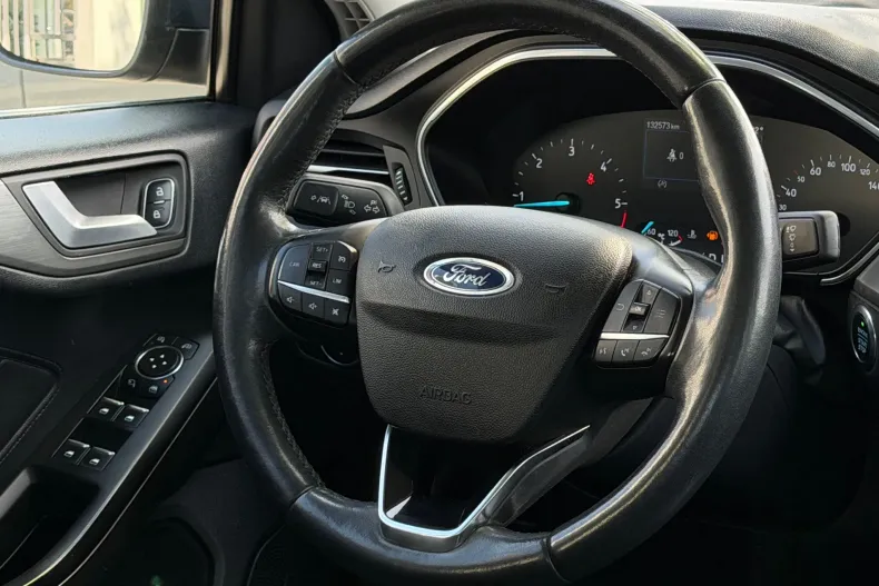 Ford Focus din 2020 cu 132.573 km - oferta FOR208682 - foto 4