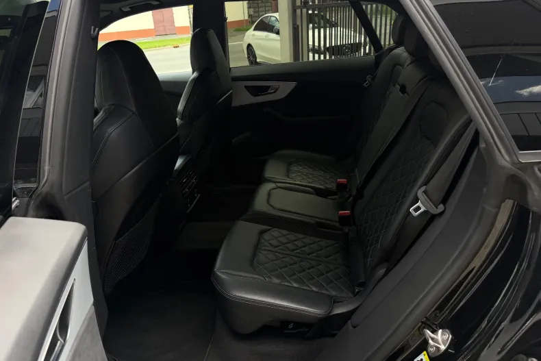 Audi Q8 din 2023 cu 86.035 km - oferta AUD208683 - foto 12