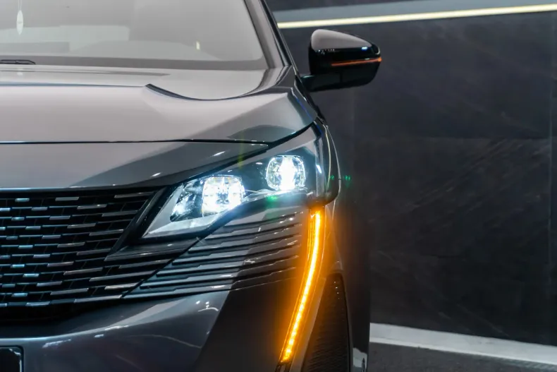 Peugeot 3008 din 2022 cu 105.882 km - oferta PEU208685 - foto 11