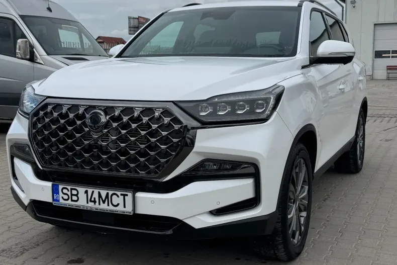 Ssangyong REXTON din 2025 cu 9.189 km - oferta SSA208691 - foto 2