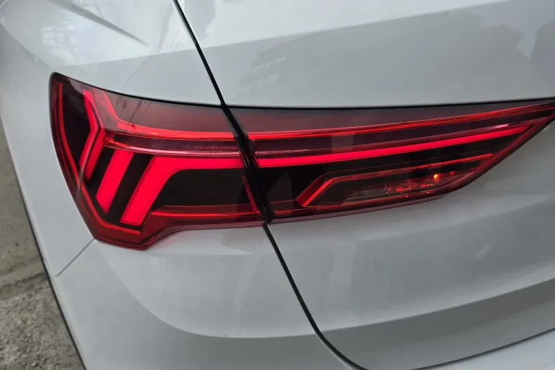 Audi Q3 din 2022 cu 99.500 km - oferta AUD208698 - foto 28
