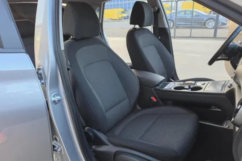 Hyundai Kona din 2023 cu 120.000 km - oferta HYU208701 - foto 14