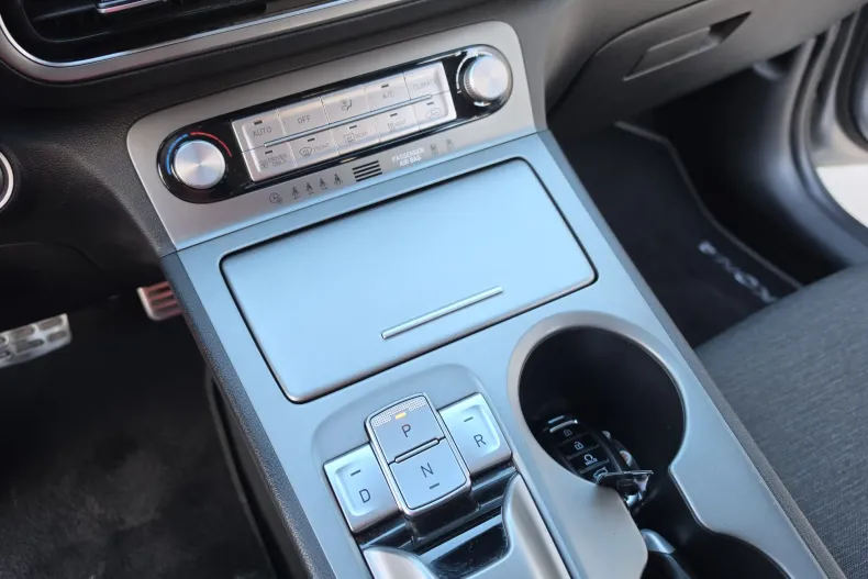 Hyundai Kona din 2023 cu 120.000 km - oferta HYU208701 - foto 24