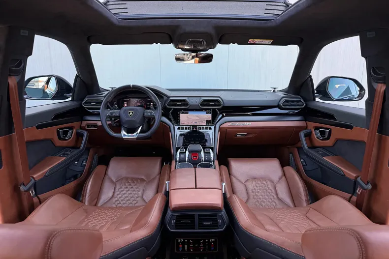 Lamborghini Urus din 2023 cu 45.379 km - oferta LAM208702 - foto 5