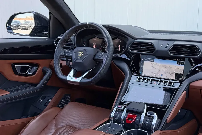 Lamborghini Urus din 2023 cu 45.379 km - oferta LAM208702 - foto 13