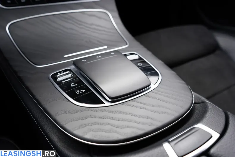 Mercedes-Benz E din 2021 cu 62.613 km - oferta MER208703 - foto 31