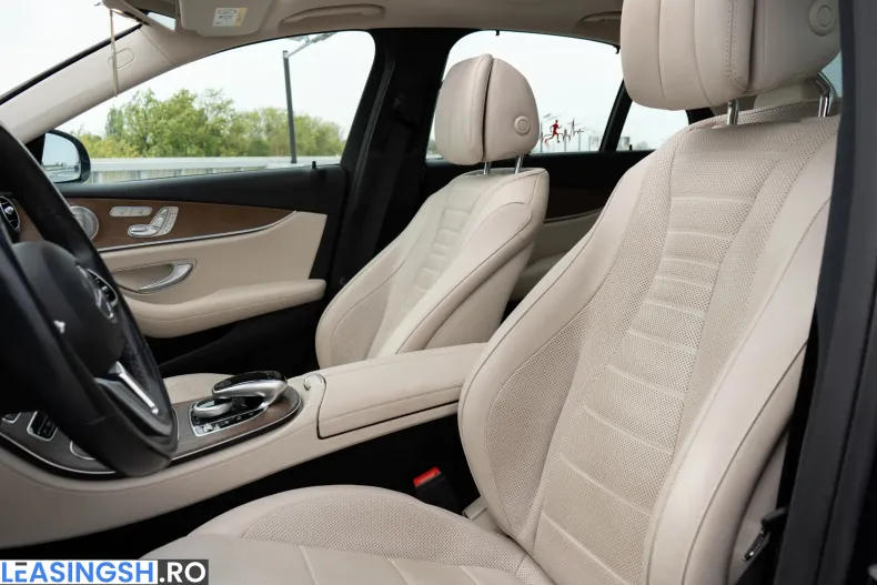Mercedes-Benz E din 2020 cu 74.047 km - oferta MER208704 - foto 13
