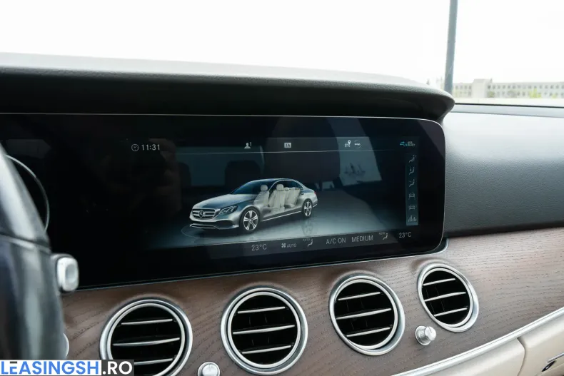 Mercedes-Benz E din 2020 cu 74.047 km - oferta MER208704 - foto 23