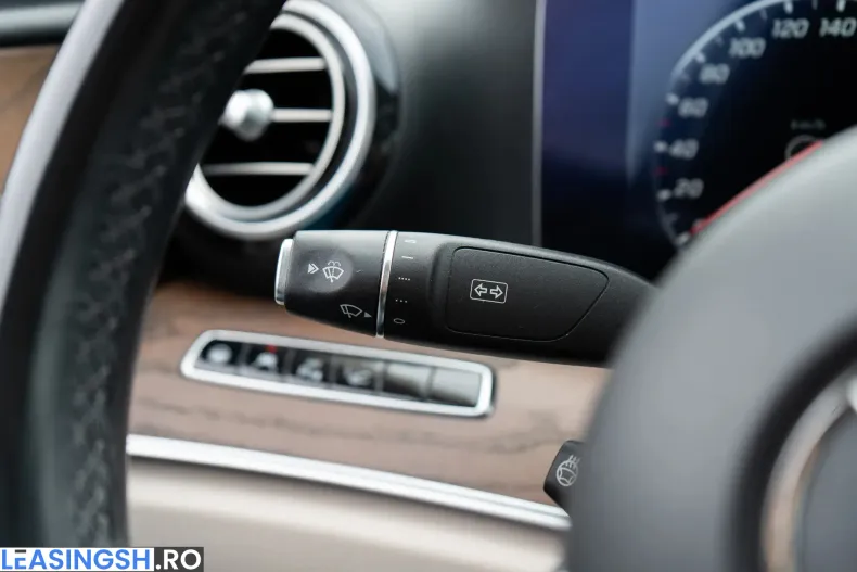 Mercedes-Benz E din 2020 cu 74.047 km - oferta MER208704 - foto 26