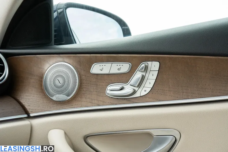 Mercedes-Benz E din 2020 cu 74.047 km - oferta MER208704 - foto 30