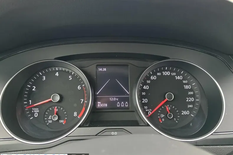 Volkswagen Passat din 2021 cu 83.078 km - oferta VOL208708 - foto 7