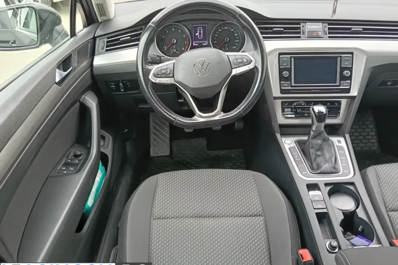 Volkswagen Passat din 2021 cu 83.078 km - oferta VOL208708 - foto 9