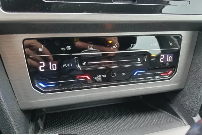 Volkswagen Passat din 2021 cu 83.078 km - oferta VOL208708 - foto 10