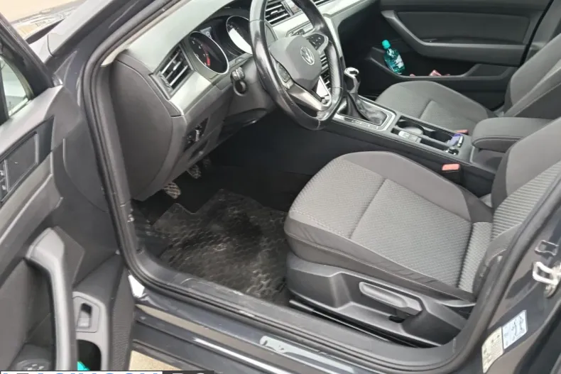 Volkswagen Passat din 2021 cu 83.078 km - oferta VOL208708 - foto 11
