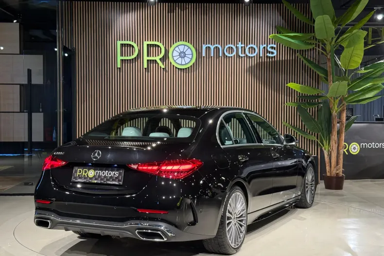 Mercedes-Benz C din 2023 cu 13.119 km - oferta MER208717 - foto 7