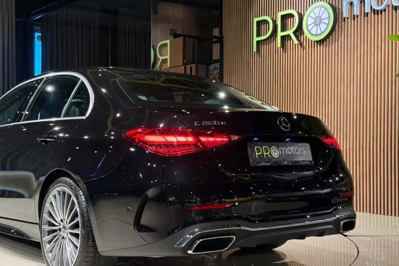 Mercedes-Benz C din 2023 cu 13.119 km - oferta MER208717 - foto 14