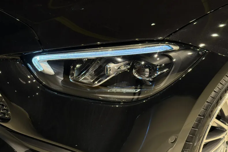 Mercedes-Benz C din 2023 cu 13.119 km - oferta MER208717 - foto 18