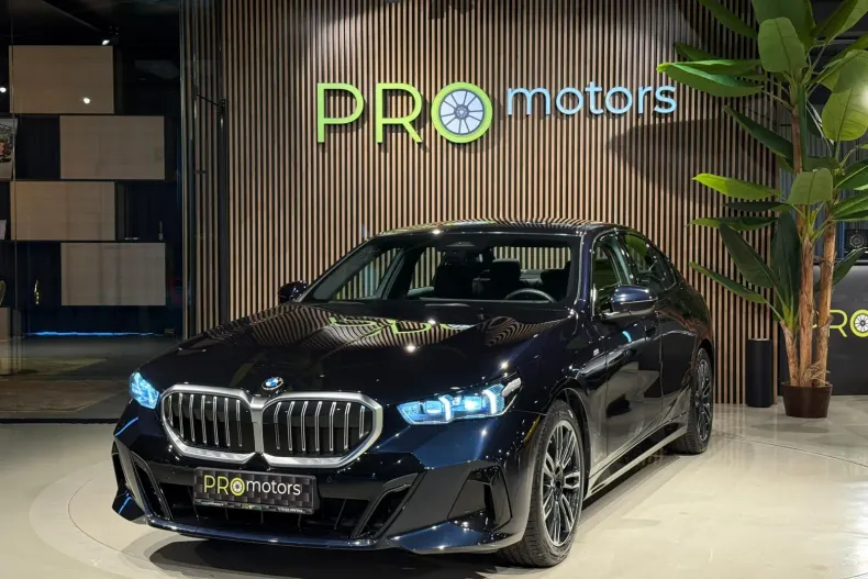 BMW 520d (Seria 5) din 2023 cu 18.844 km - oferta BMW208718 - foto 2