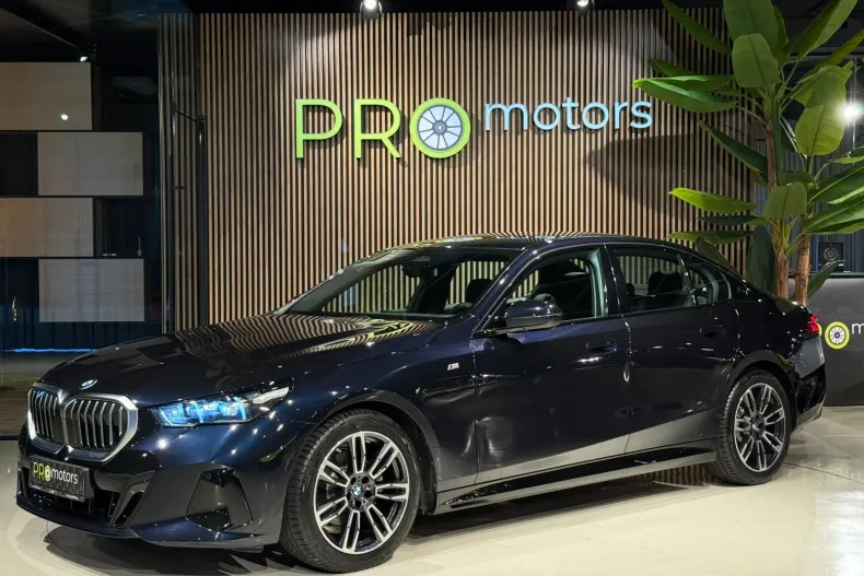 BMW 520d (Seria 5) din 2023 cu 18.844 km - oferta BMW208718 - foto 12