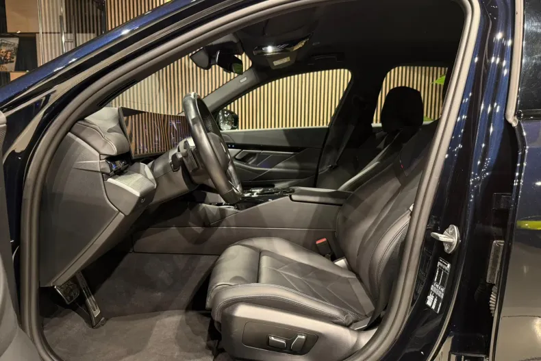 BMW 520d (Seria 5) din 2023 cu 18.844 km - oferta BMW208718 - foto 22