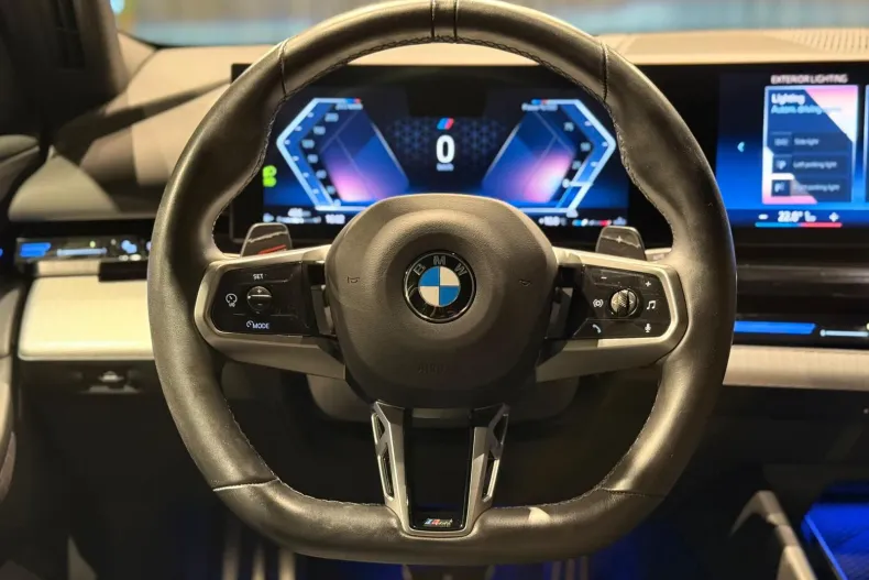 BMW 520d (Seria 5) din 2023 cu 18.844 km - oferta BMW208718 - foto 27