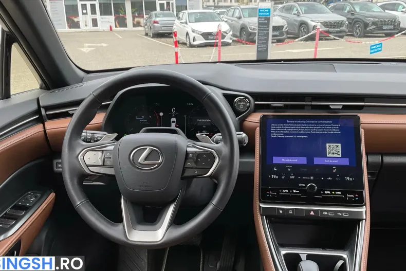 Lexus LBX din 2024 cu 12.950 km - oferta LEX208732 - foto 9