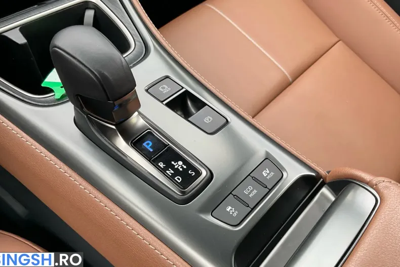 Lexus LBX din 2024 cu 12.950 km - oferta LEX208732 - foto 37