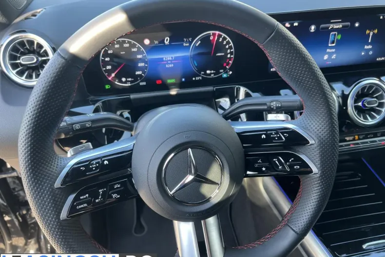 Mercedes-Benz GLA din 2024 cu 8.400 km - oferta MER208736 - foto 12