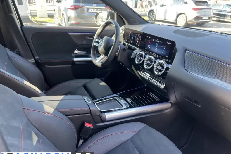 Mercedes-Benz GLA din 2024 cu 8.400 km - oferta MER208736 - foto 14