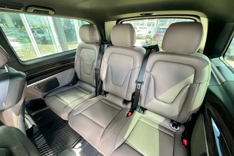 Mercedes-Benz V din 2023 cu 23.752 km - oferta MER208738 - foto 14