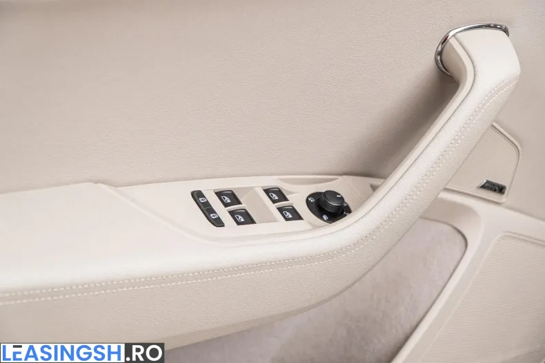 Skoda Superb din 2021 cu 74.000 km - oferta SKO208746 - foto 33