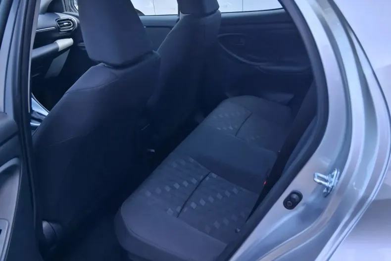 Toyota Yaris din 2025 cu 2.000 km - oferta TOY208759 - foto 7