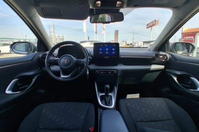 Toyota Yaris din 2025 cu 2.000 km - oferta TOY208759 - foto 13