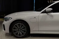 BMW 330e (Seria 3) din 2020 cu 63.000 km - oferta BMW208763 - foto 18